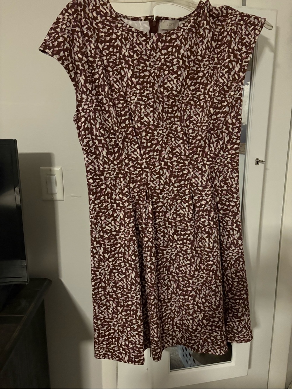 Loft Women Cap Sleeve Burgundy Print A-Line Dress - NWT-